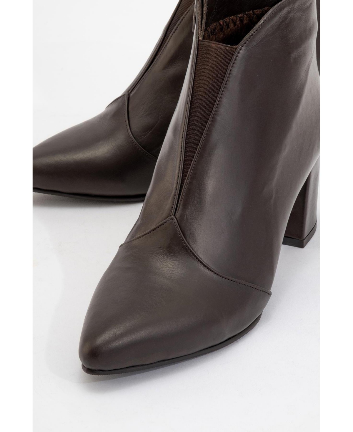 Forever & Always Shoes Finda Leather Block Heel Boot (Women)