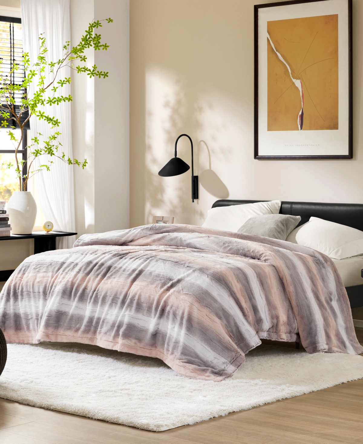 Madison Park Zuri Faux Fur Blanket