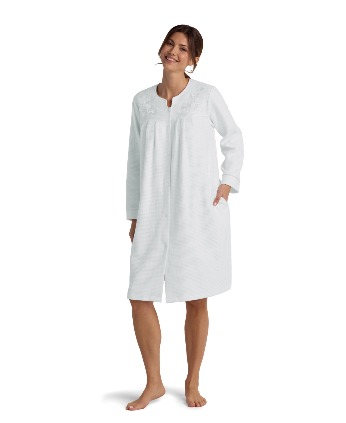 Miss Elaine Women's Embroidered Long Sleeve Robe In Green