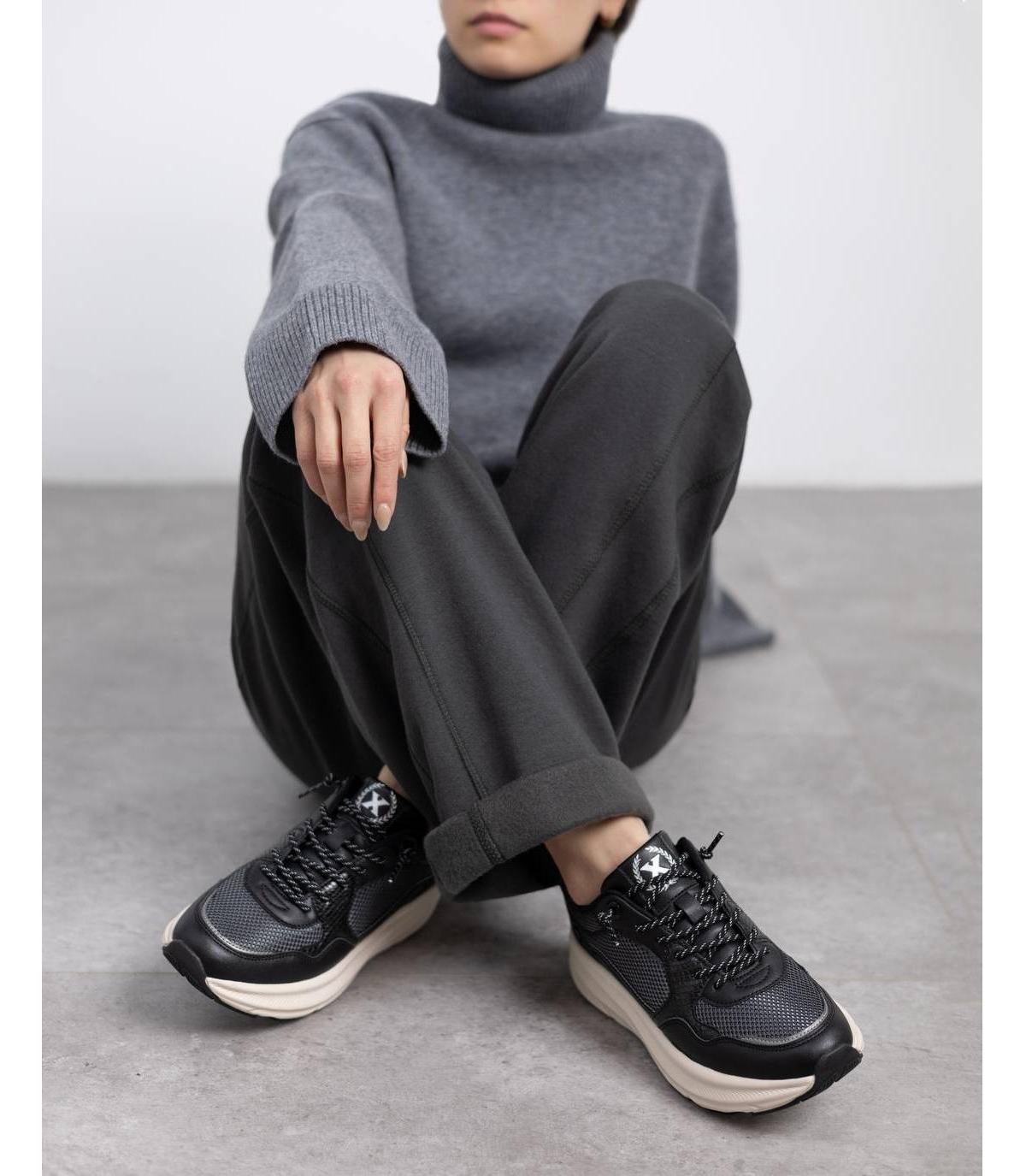 Women's Casual Sneakers By Xti