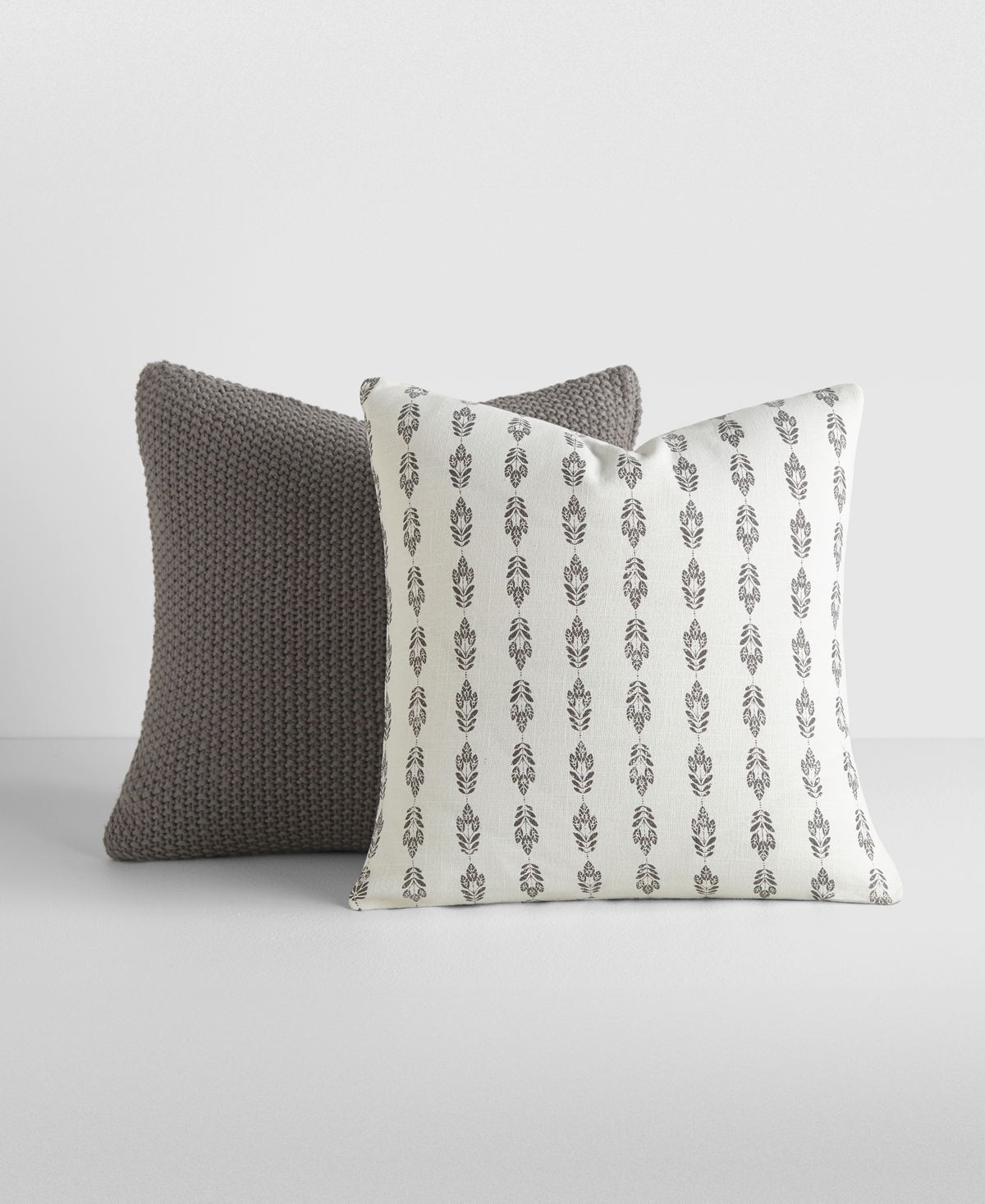 Ienjoy Home Seed Stitch Knit 2-pack Decor Pillows, 20" X 20" In Gray