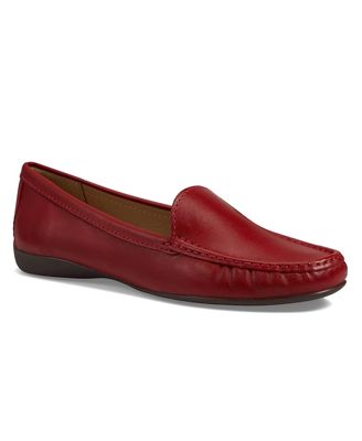 Womens Lake Road Comfort Slip on Leather Loafer