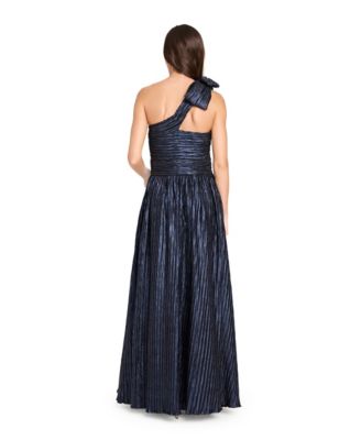 Women&#39;s One-Shoulder Crinkle Gown