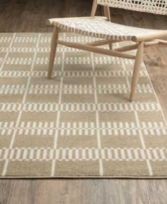 Quinn QUI05 5' x 8' Area Rug