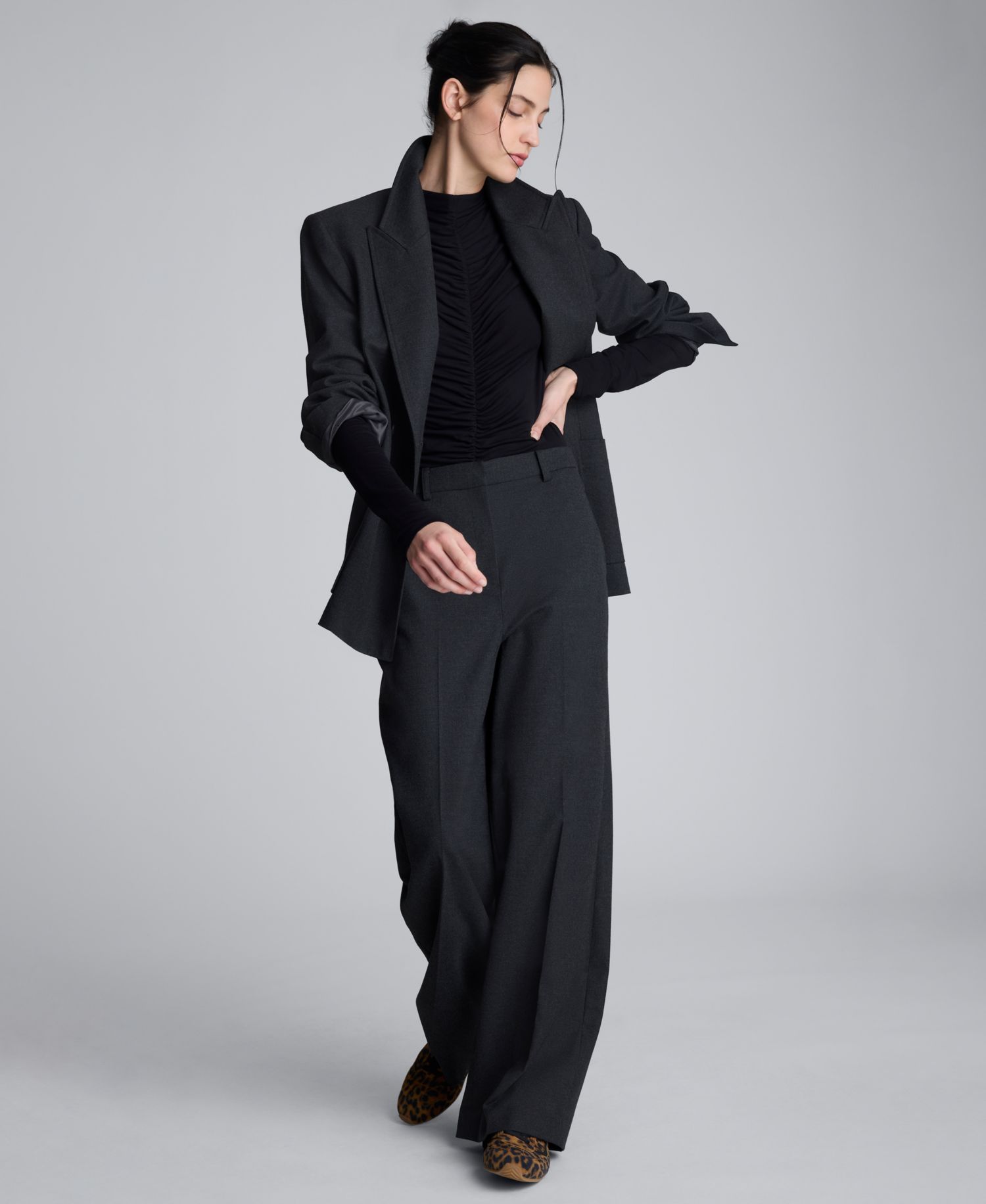 Women's Front Ruched Long Sleeve Top