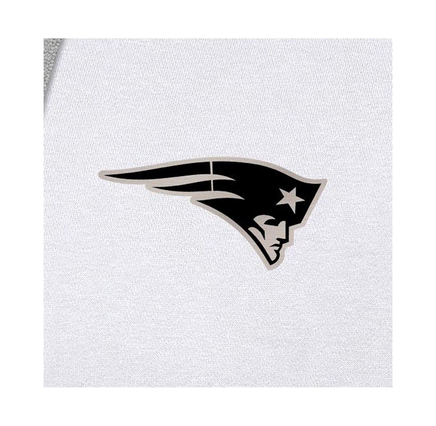 Men's White New England Patriots Brushed Carbon Victory Pullover Hoodie