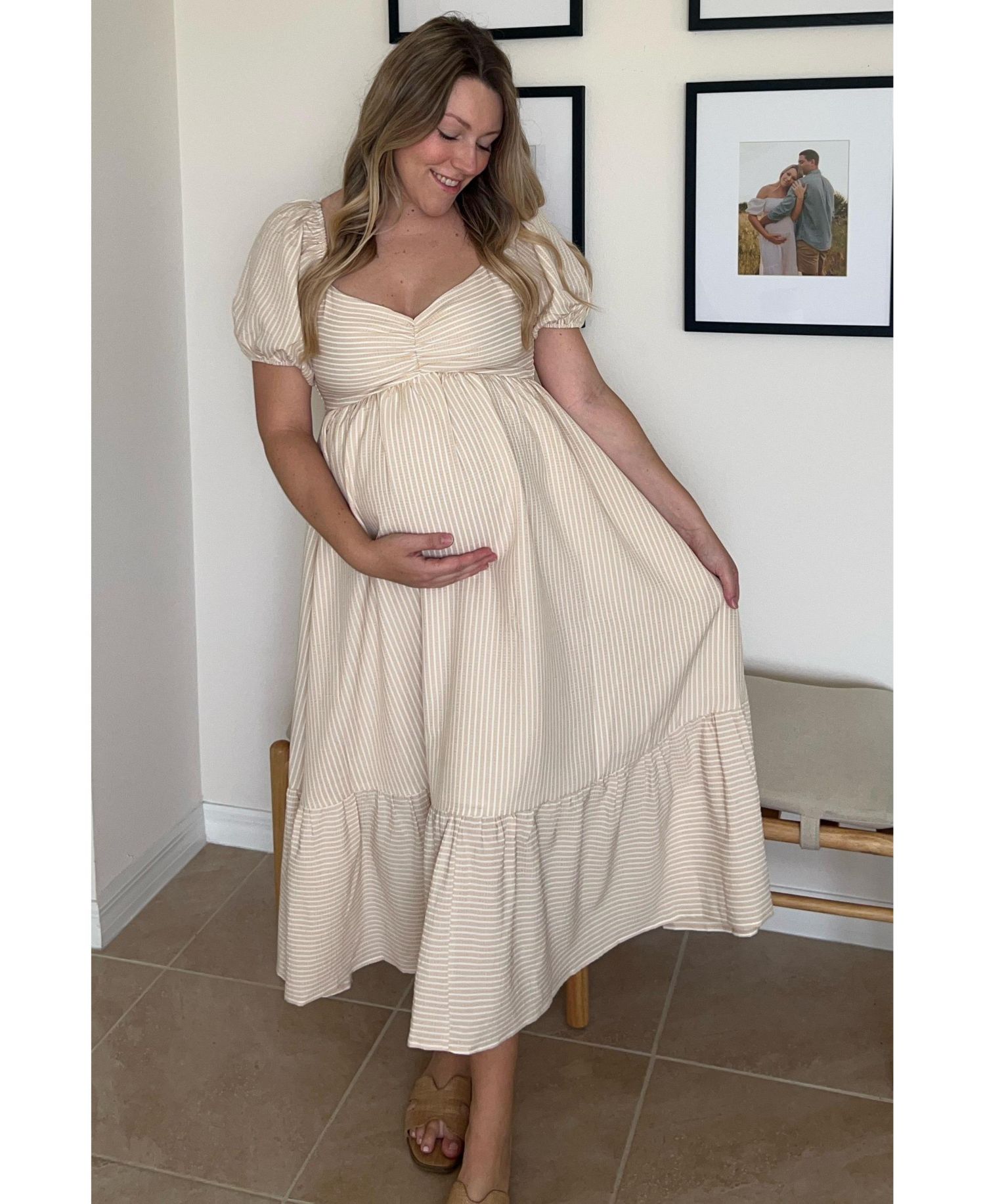 Women's Beige Sweetheart Stripe Smocked Back Midi Dress