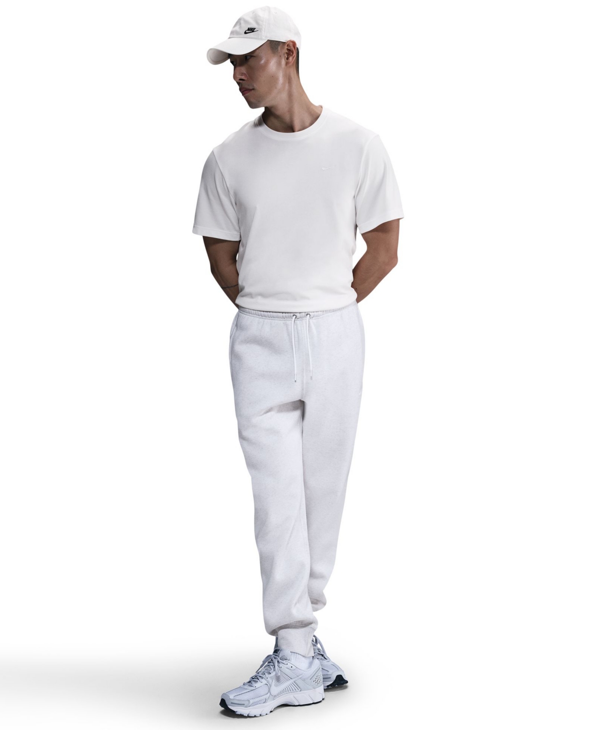 Nike Men's Cuffed Brushed Fleece Logo Sweatpants In White