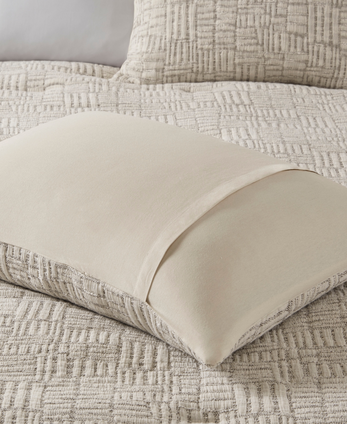 Croscill Harper Oversized Matelasse 3-pc. Comforter Set, Full/queen In Brown