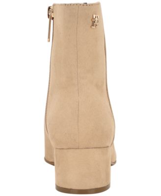 Women's Wendzy Block Heel Booties