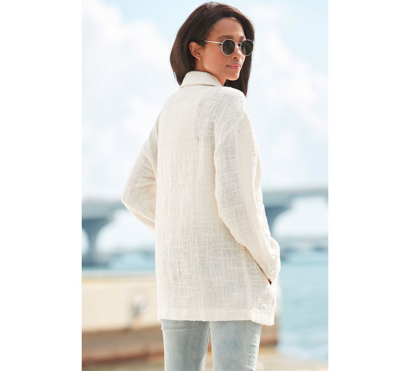 Женские куртки Lascana Boucle Shirt with Pockets Everyday Comfort, цвет: Кремовый — фото 8