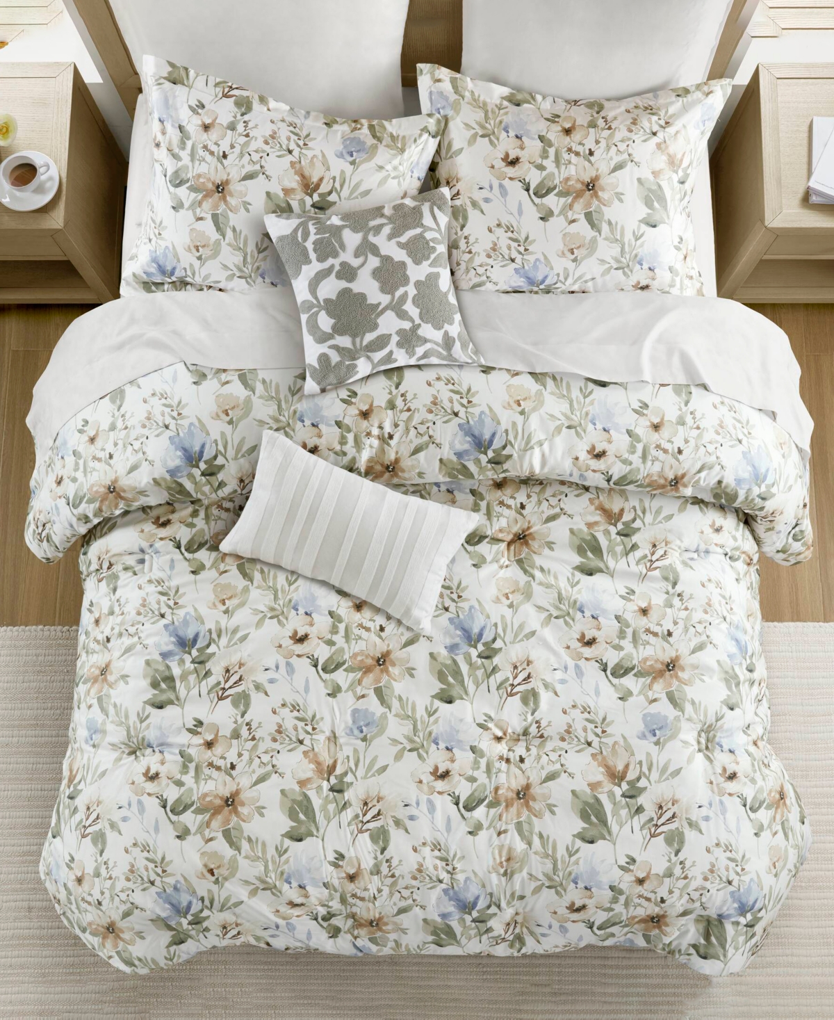 Harbor House Herbal Print Oversized 6-pc. Comforter Set, Cal King In Multi