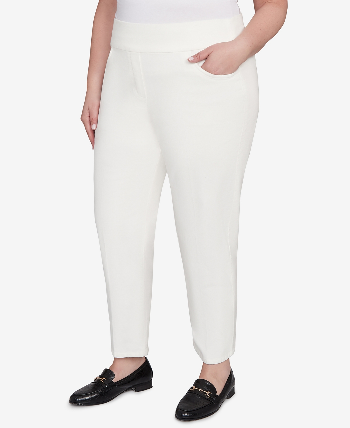 Alfred Dunner Plus Size Vienna Allure Fit Flat Front Corduroy Short Length Pant In White