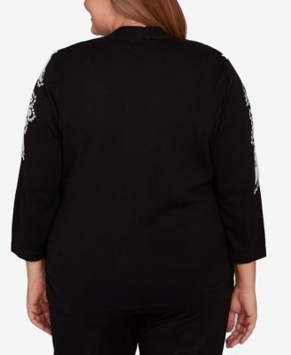 Plus Size Barcelona Floral Soutache Two In One Sweater With Necklace