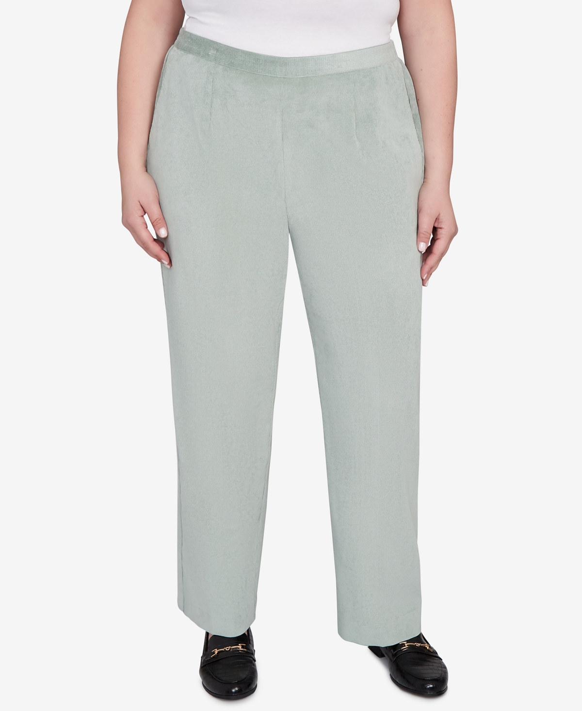 Alfred Dunner Plus Size Stockbridge Pull-on Corduroy Flat Front Short Length Pant In Green