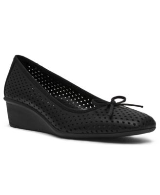 Anne Klein