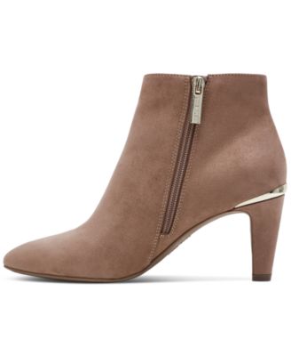 Women's Annabelle Notch Ankle Dress Booties