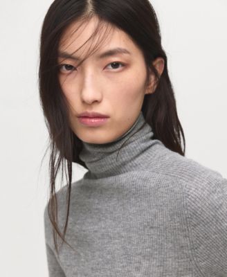 Women's Turtleneck Wool Sweater