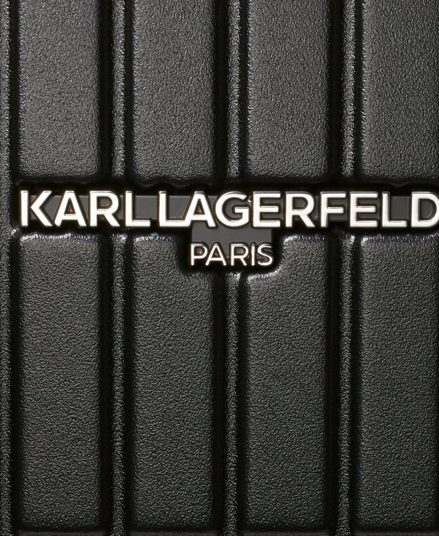 Чемодан KARL LAGERFELD PARIS Sentimental Voyage 30" Upright Luggage, цвет: Чёрный — фото 8