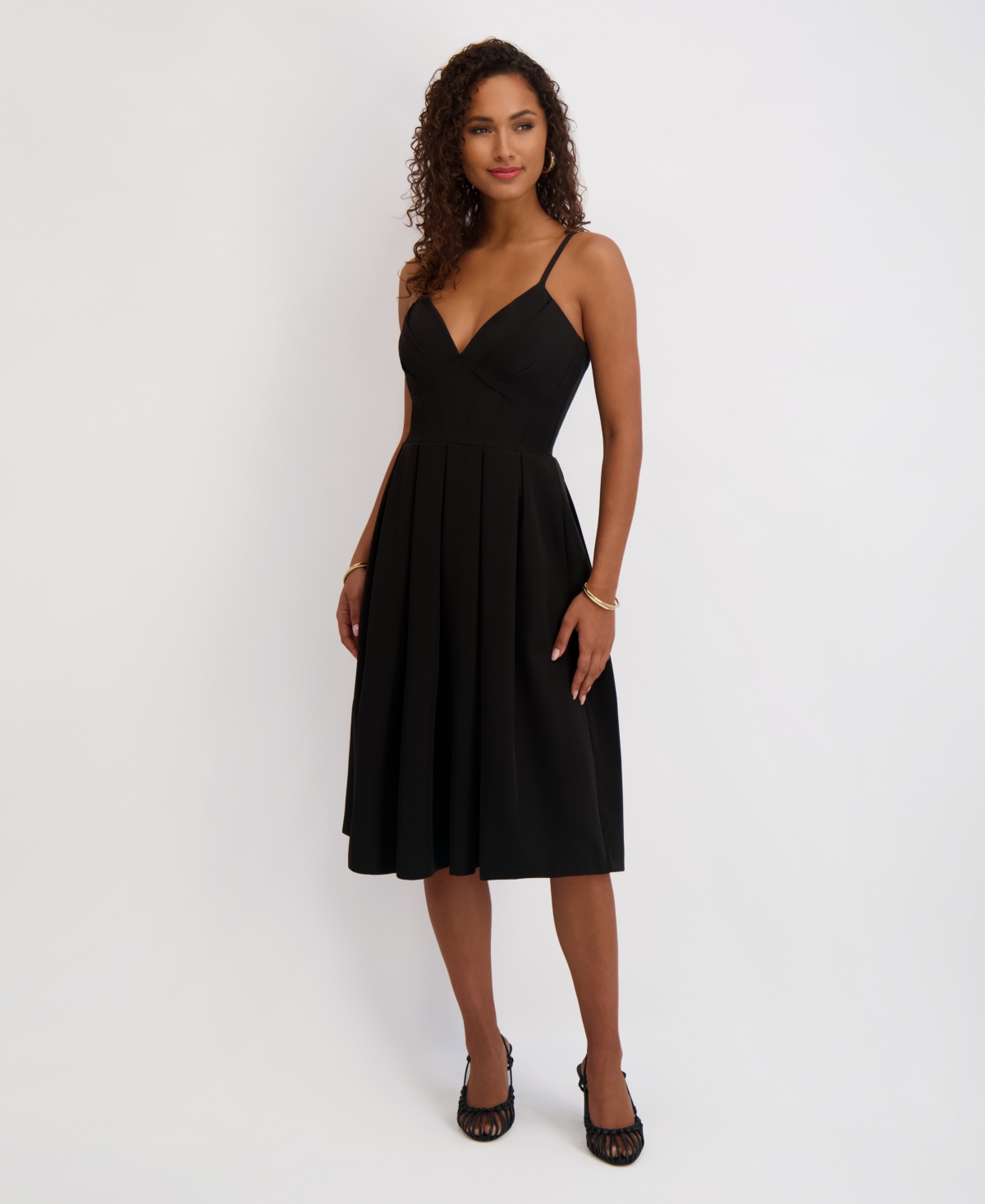 Siena Women's V-Neck Sleeveless Dress