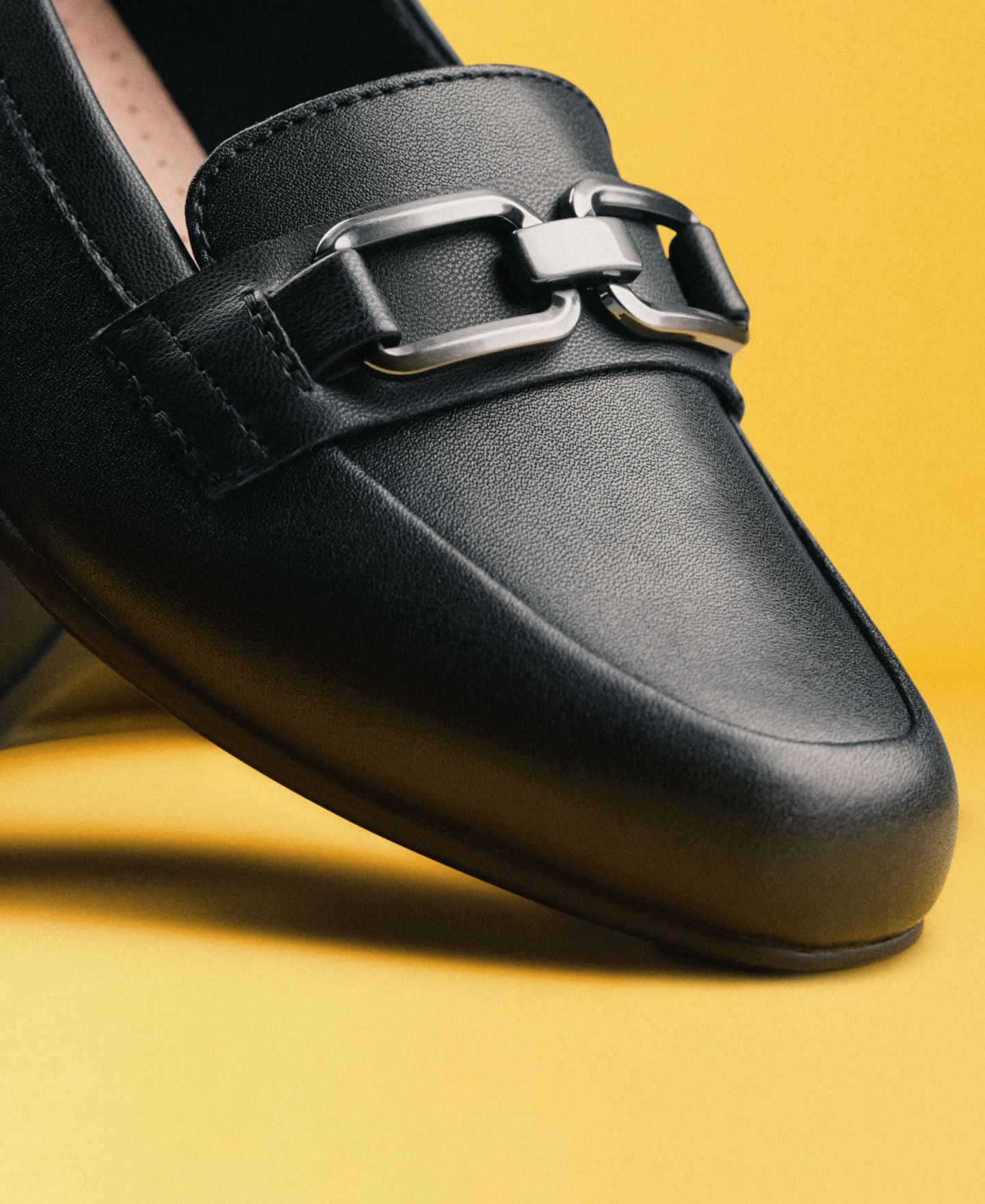 Женские туфли Clarks Juliet Echo Slip-On, цвет: Чёрный кожаный — фото 6