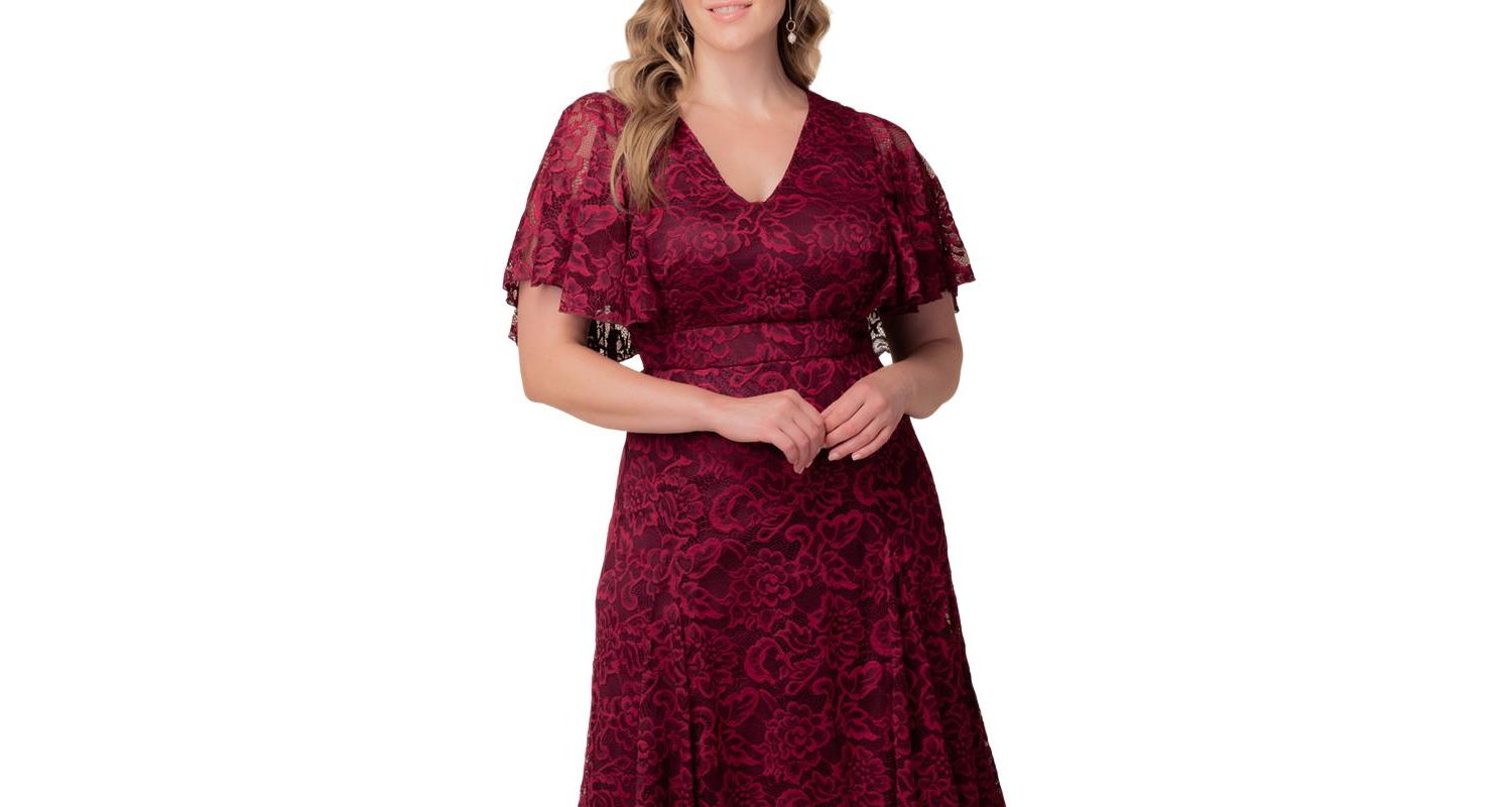 Plus Size Camille Lace Cocktail Dress