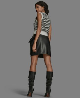 Women's Diamond Crewneck Sweater Vest