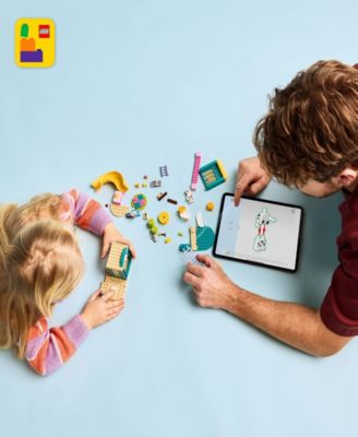 Bluey Playground Fun with Bluey and Chloe Building Set 11201