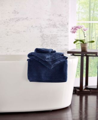 Zero Twist Bath Towel, 28" x 55"