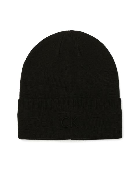 Мужской головной убор Calvin Klein Embossed Logo Cuff Hat, цвет: Чёрный