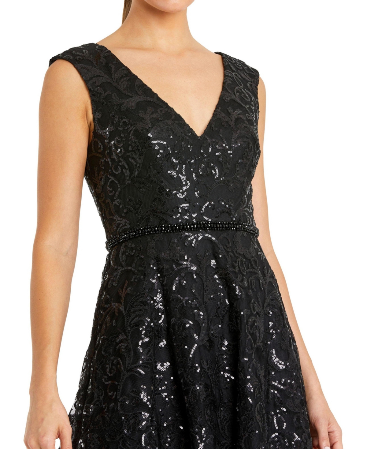 Mac Duggal Women's Sequined V Neck Cap Sleeve Dress