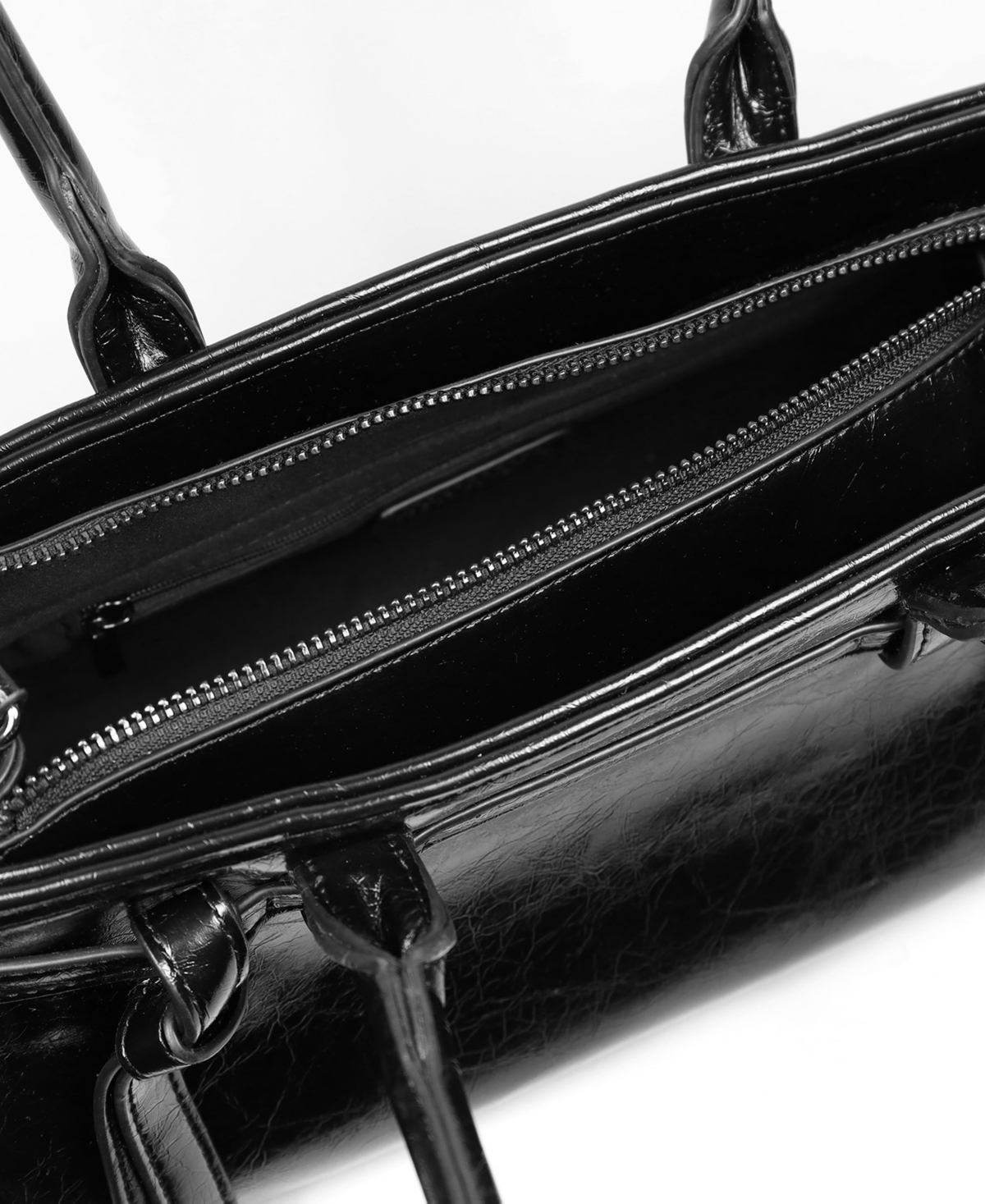 Sam & Libby Onyx Belted Satchel Bag In Black