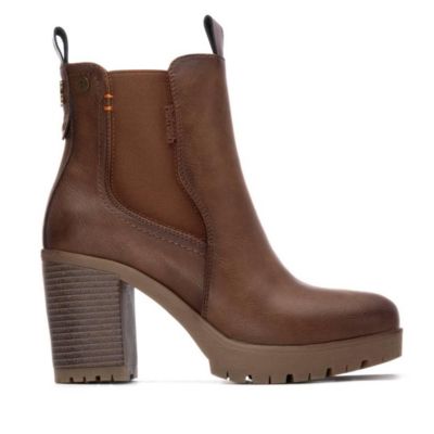 Women's Heeled Chelsea Booties Refresh Collection