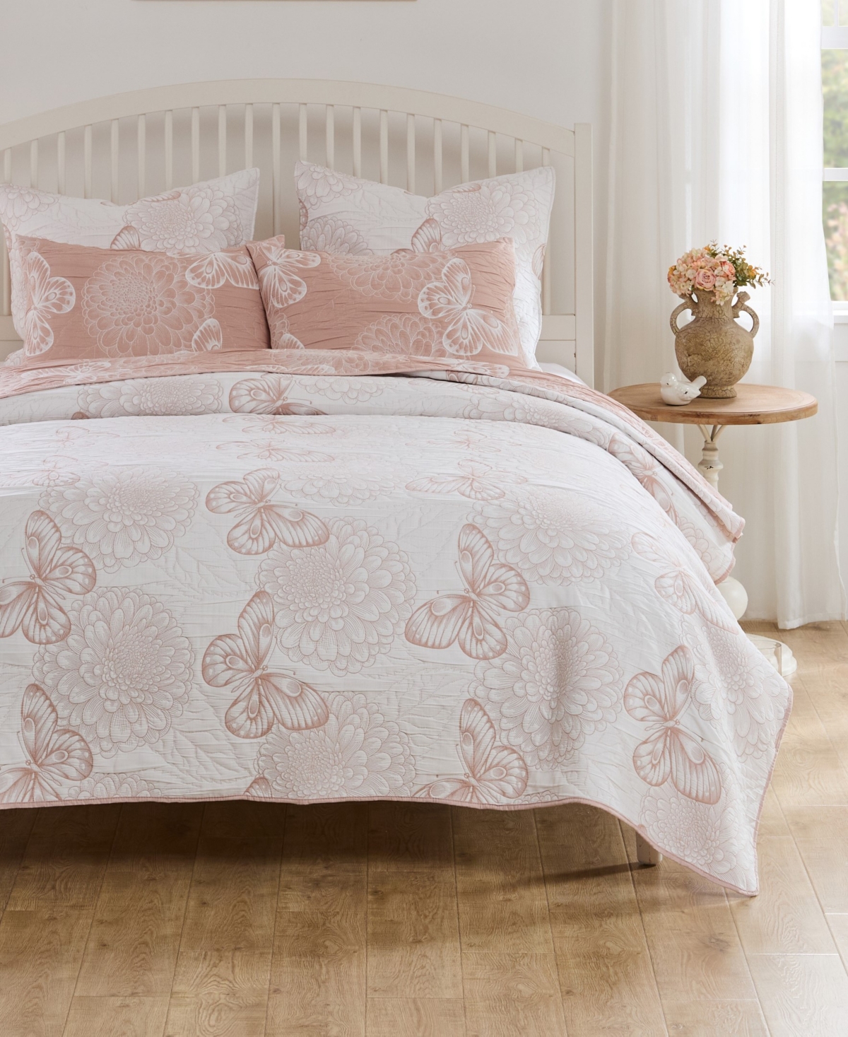 Greenland Home Fashions Mariposa Dahlia Matelasse 2-pc. Coverlet Set, Twin In Neutral