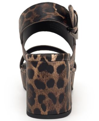 Women's Camilia Round Toe Platform Sandals