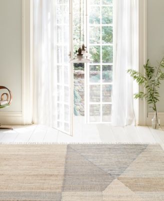 Sona Francis 3'x5' Area Rug