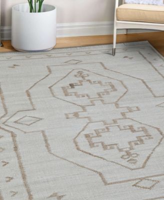 Sona Amell 3'x5' Area Rug