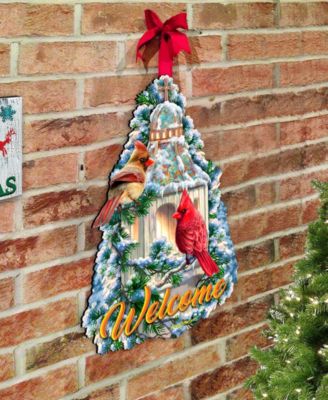 Little Cardinal Chapel D&eacute;cor by D.Gelsinger