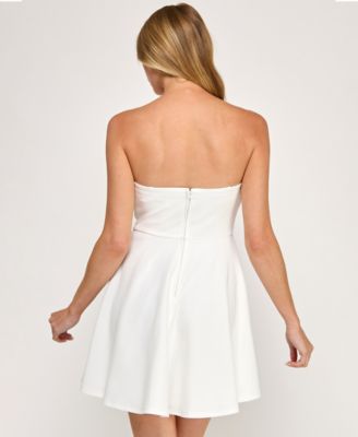 Juniors' Sweetheart Neck Double Bow Strapless Dress