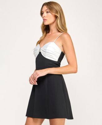 Juniors' Strappy Pleated Short Dress