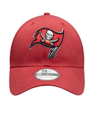 Men's&nbsp;Red Tampa Bay Buccaneers Tonal Camo 39THIRTY Stretch Fit Hat