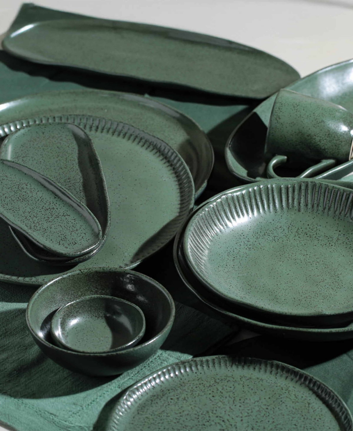 Porto Brasil Stoneware Large Deep Oval Platters, Set Of 4 In Green