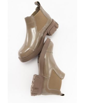 Cafune Patent Platform Boot (Women)