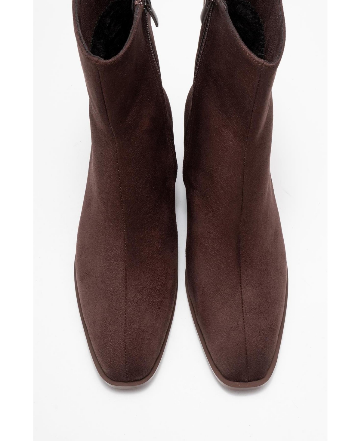 Prologue Shoes Chara Block Heel Ankle Boot (Women)