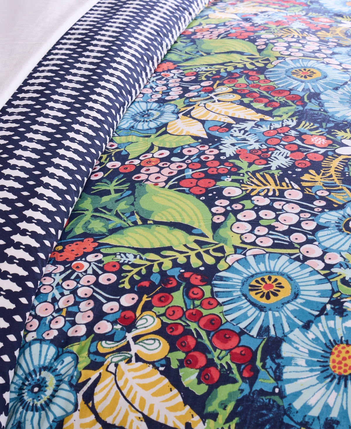 Levtex Home Night Garden Reversible 3-Pc. Comforter Set, King/California King