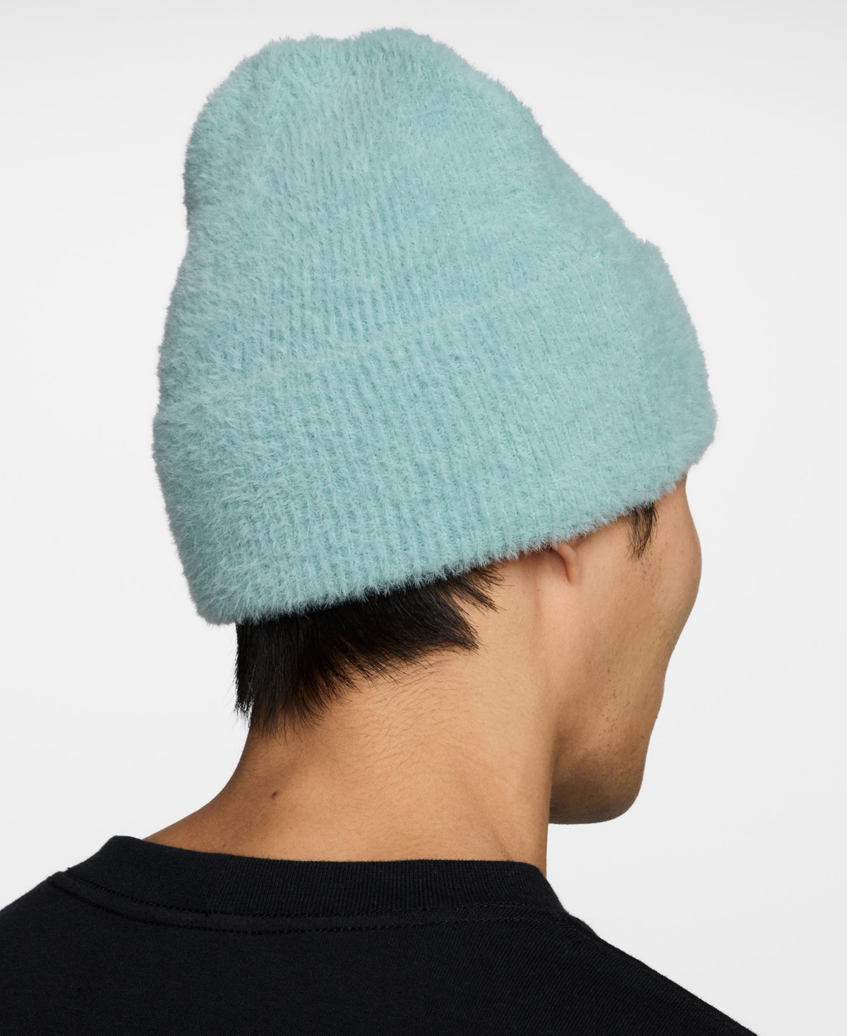 Nike Men's Peak Embroidered Logo Crown Beanie