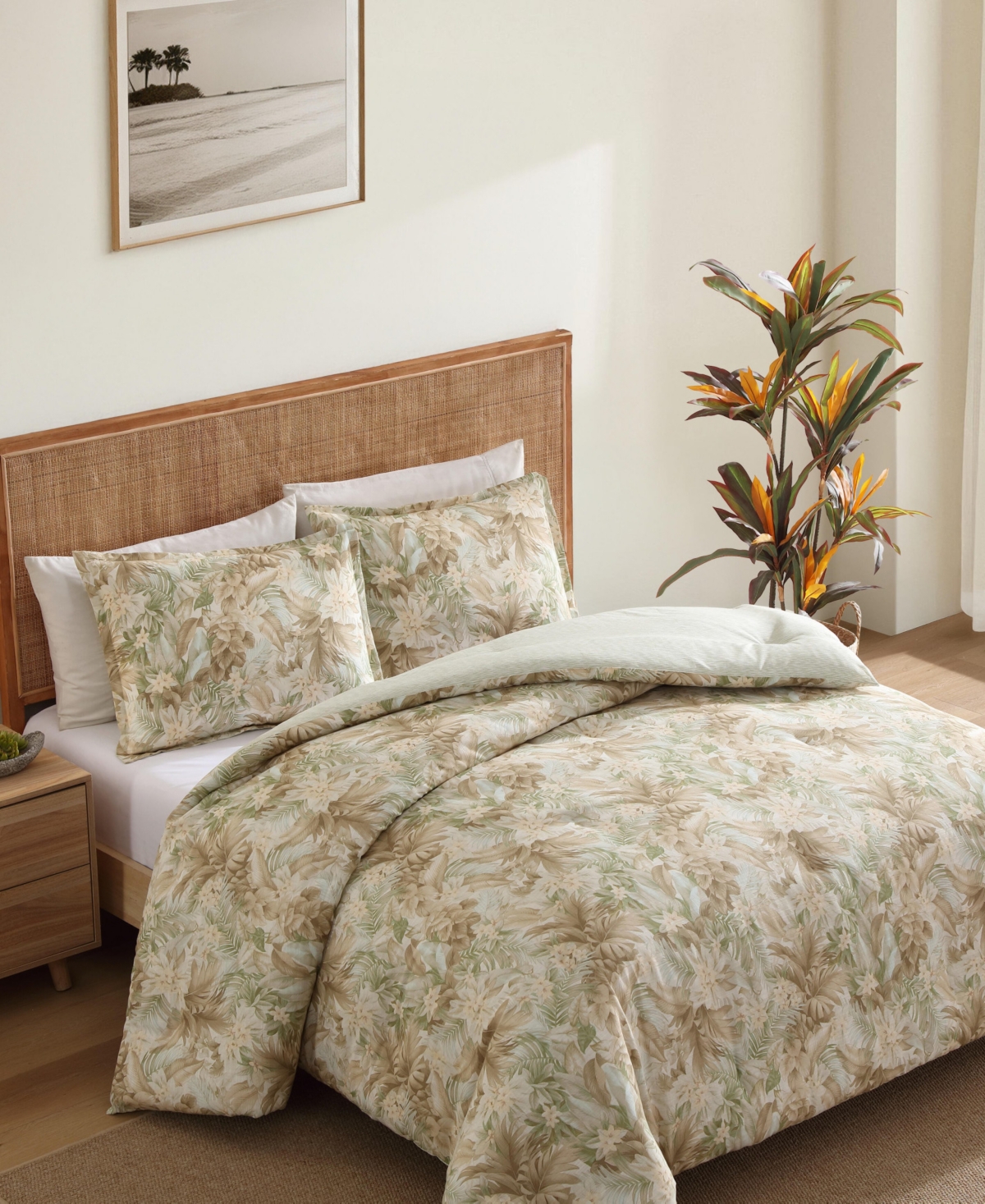 Tommy Bahama Palm Paradise 3 Pc. Comforter Set In Neutral