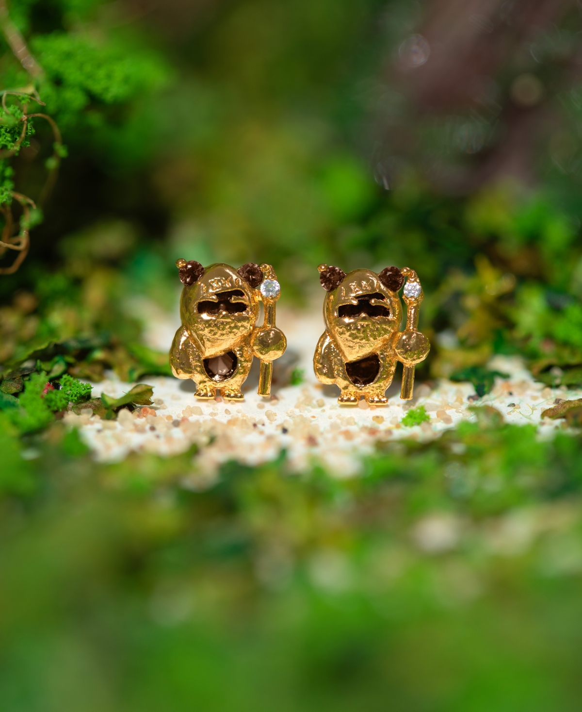 Girls Crew Crystal Star Wars Ewok Studs In Gold