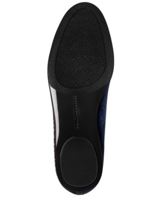 Women's Vaneda Ikonic Smoking Flat Loafers