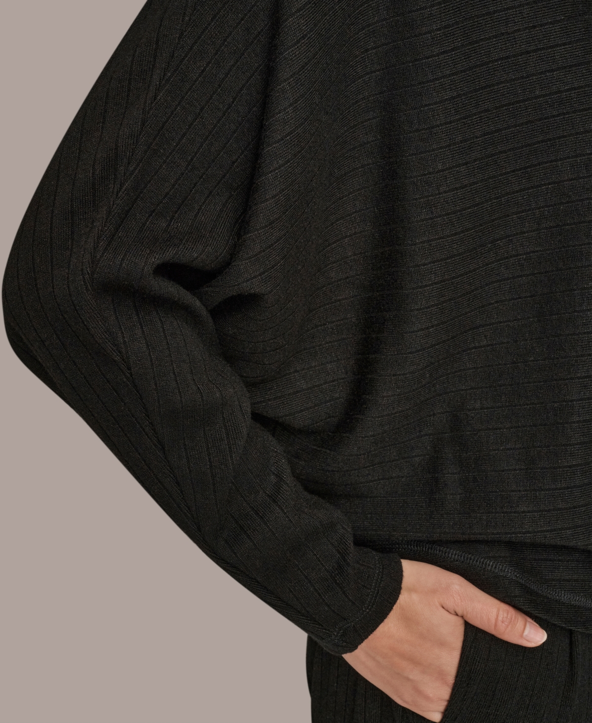 Donna Karan Weekend Women's Crew Neck Top In Black